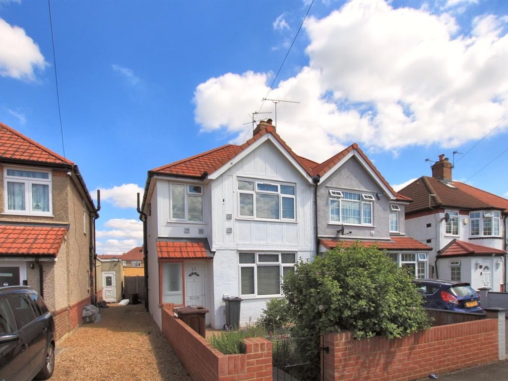 3 bed semidetached house for sale in Clairvale Road, Heston TW5 Zoopla