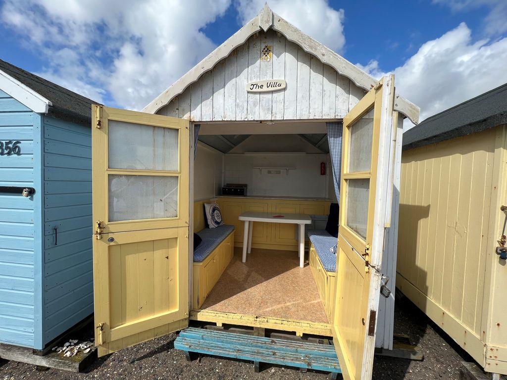 Property for sale in Brackenbury Cliffs, Felixstowe IP11, £16,000 Zoopla