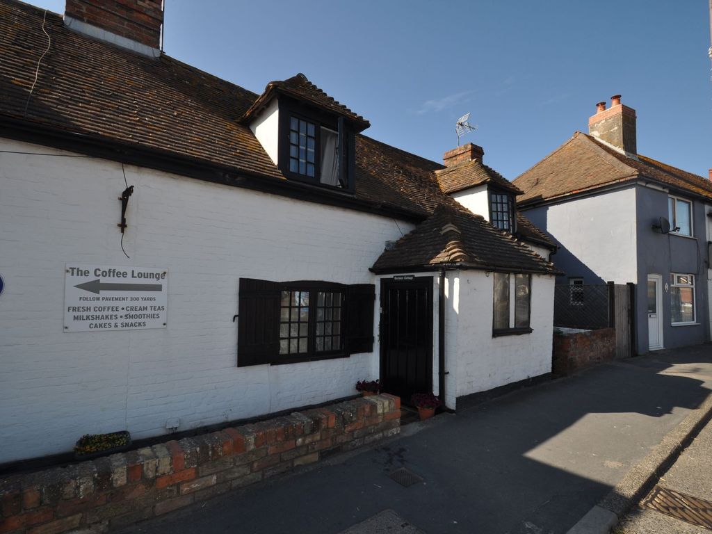 4 bed end terrace house to rent in High Street, Dymchurch TN29 Zoopla