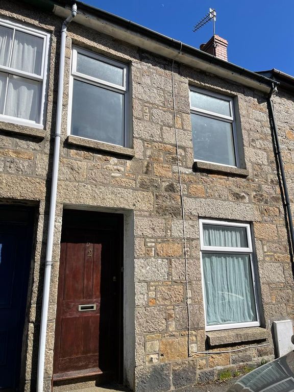 3 bed terraced house to rent in Caldwells Road, Penzance TR18, £815 pcm