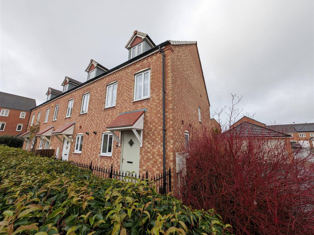 3 bed terraced house to rent in Maltby Court, Darlington DL1, £795 pcm Zoopla