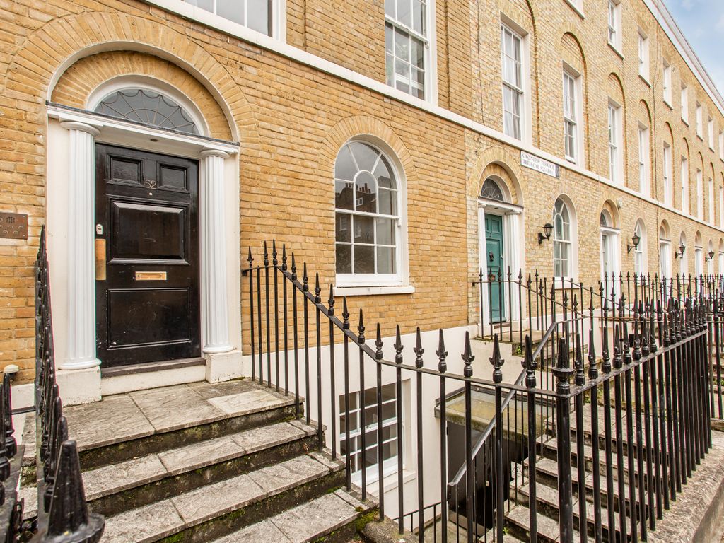 2 bed flat for sale in Tredegar Square, London E3, £450,000 Zoopla