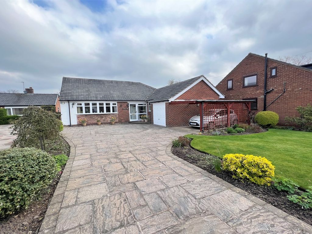 3 bed detached house for sale in Ladybarn Crescent, Bramhall, Stockport