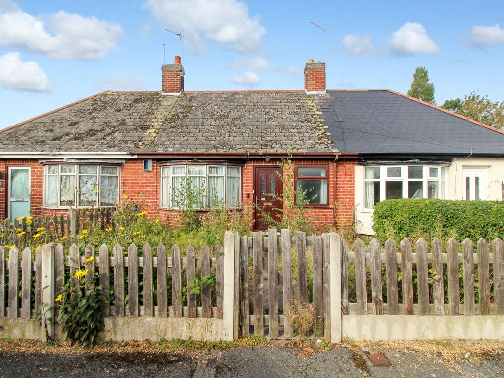 1 bed terraced bungalow for sale in Laxton Drive, Hucknall, Nottingham