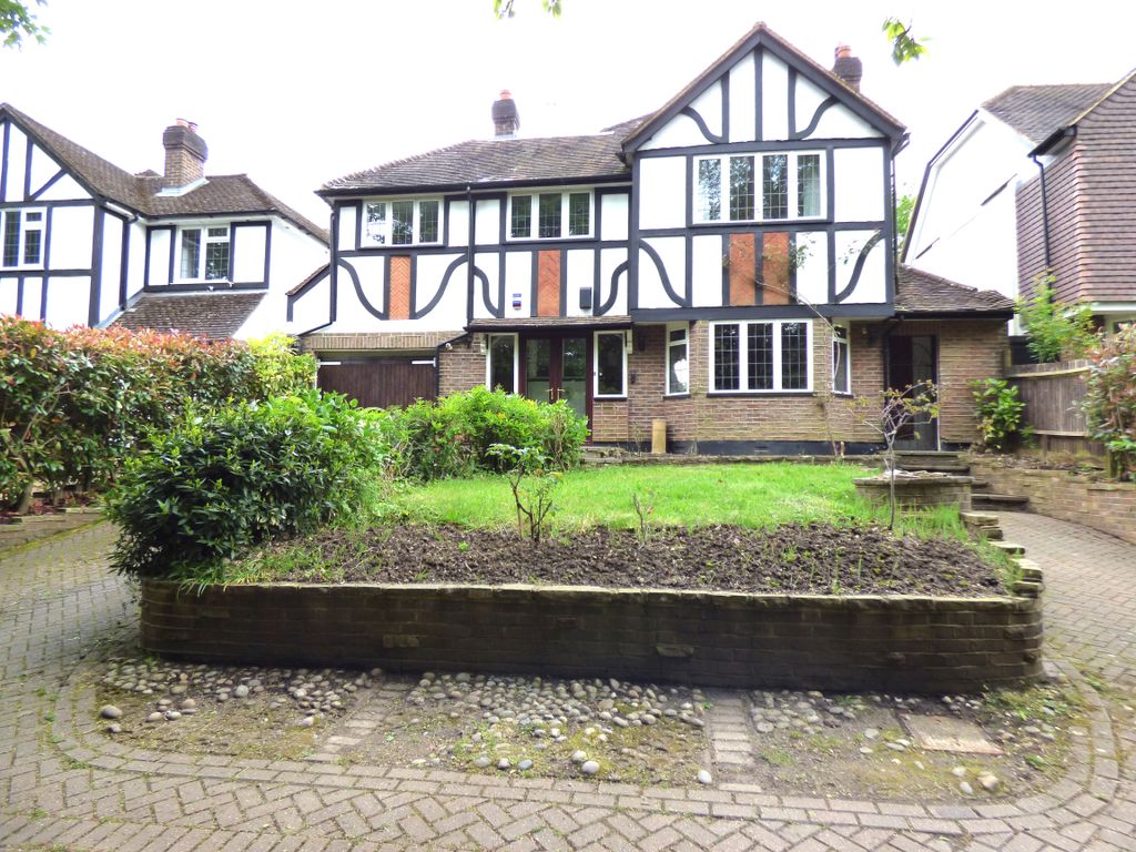 4 bed detached house for sale in Holly Lane West, Banstead SM7, £875,000 Zoopla