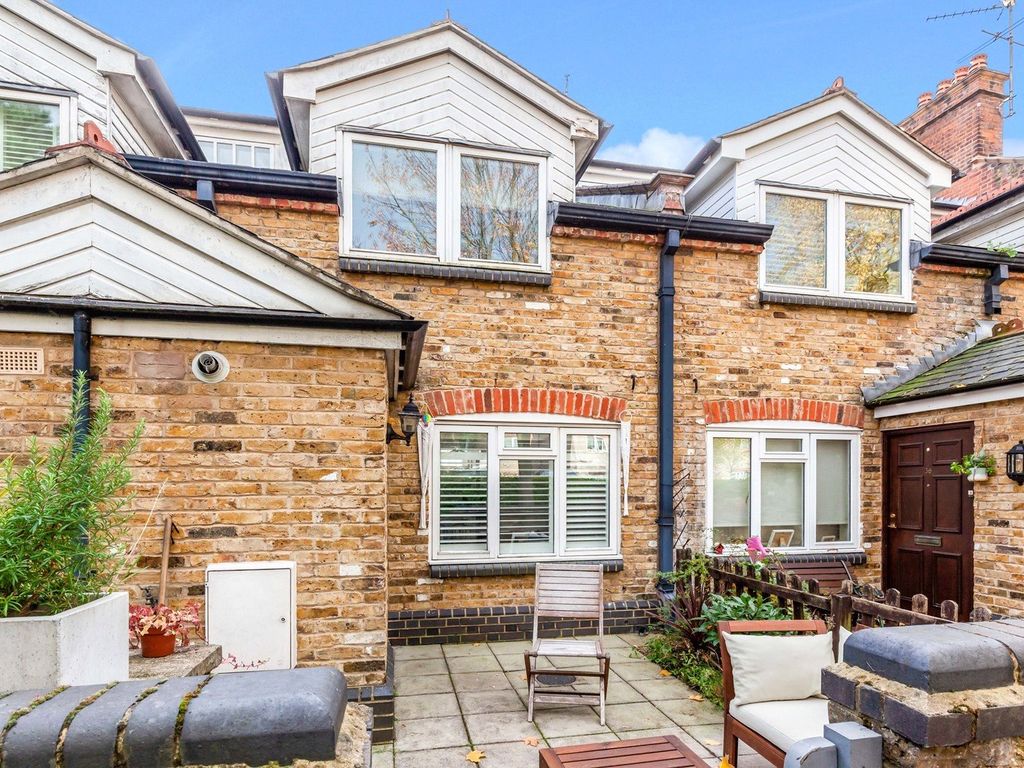 3 bed terraced house for sale in Bradshaw Close, Wimbledon SW19 Zoopla