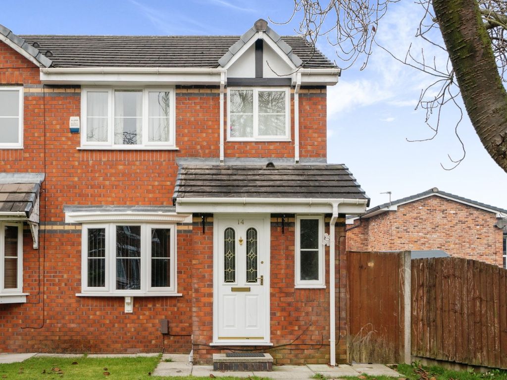 2 bed semidetached house for sale in Moorfield Road, Salford, Greater Manchester M6 Zoopla