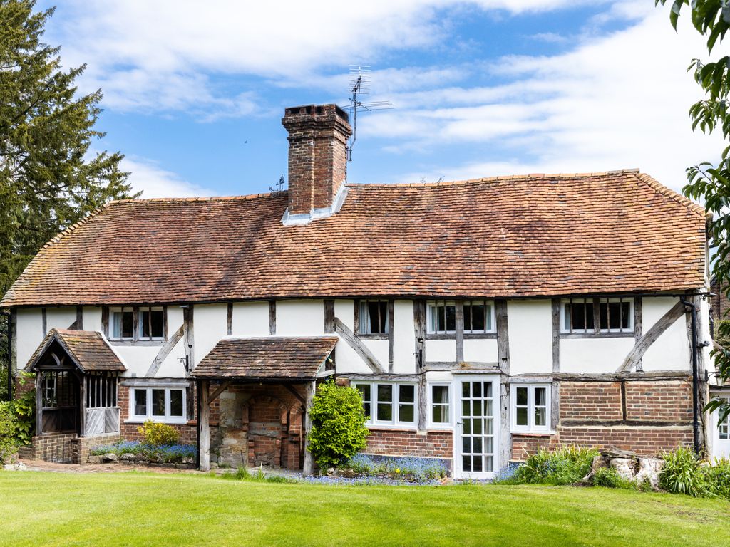 6 bed detached house for sale in Rusper Road, Ifield, Crawley RH11 Zoopla