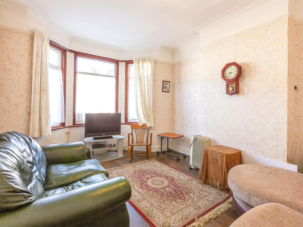 Stirling Road, Harringay N22  