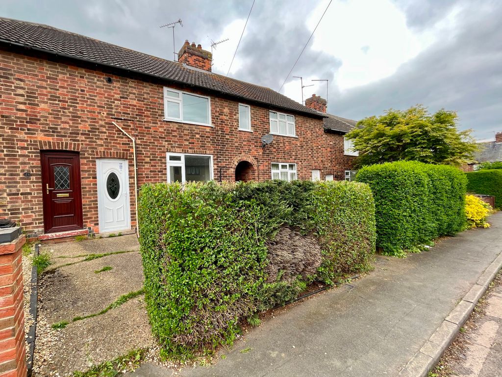 2 bed terraced house to rent in Cowes Road, Grantham NG31 Zoopla