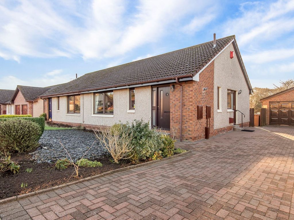 2 bed semidetached bungalow for sale in Curling Pond Court, Cupar KY15, £210,000 Zoopla