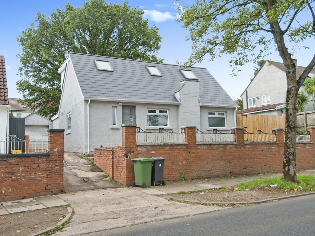 4 bed detached house for sale in Greenway Road, Cardiff CF3, £375,000