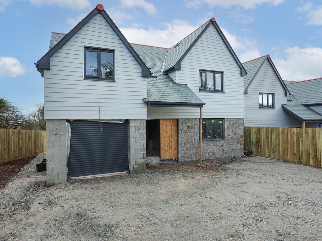 New home, 4 bed detached house for sale in Coombe Road, High Street, St