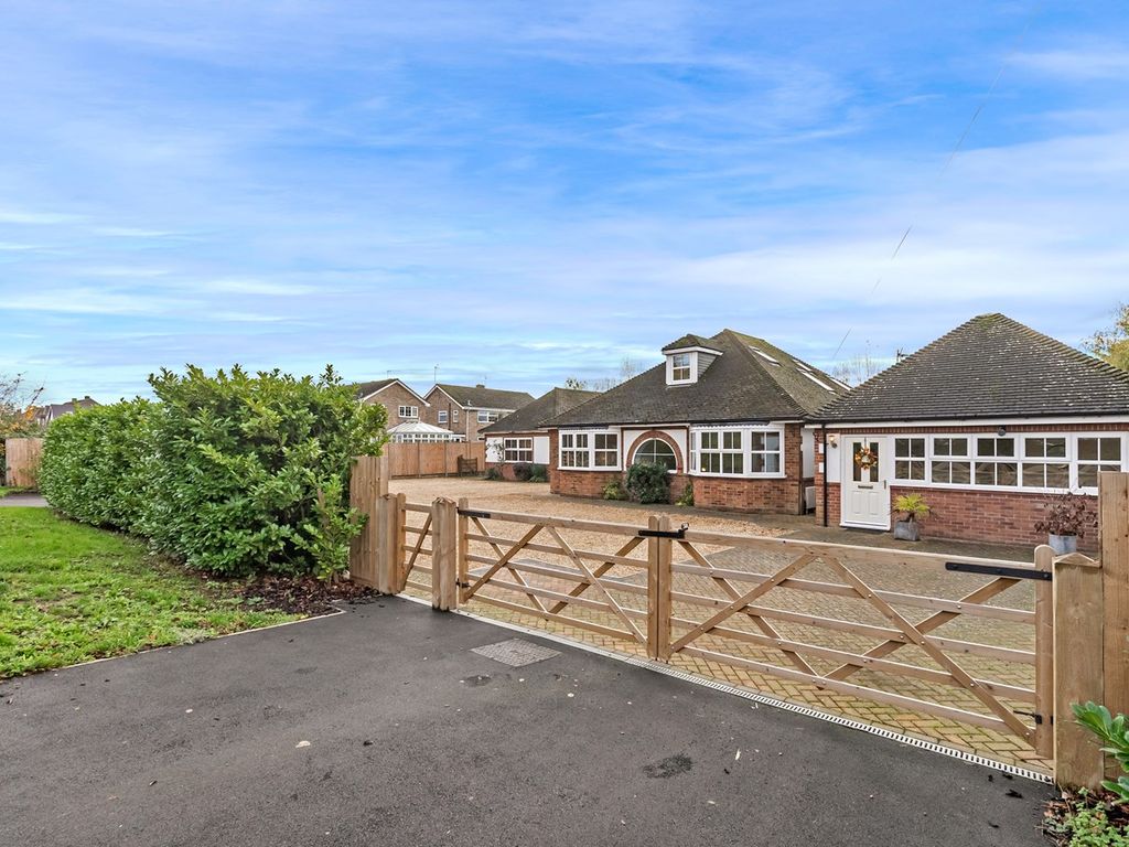 5 bed property for sale in St Audrey Lane, St Ives, Huntingdon PE27