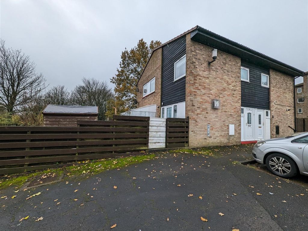 3 bed semidetached house for sale in Grassholme Place, Newton Aycliffe