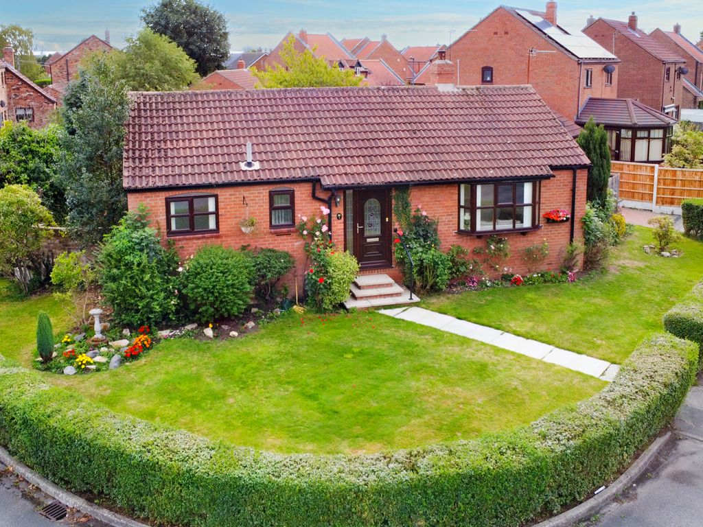3 bed detached bungalow for sale in Pasture Close, Wistow, Selby YO8
