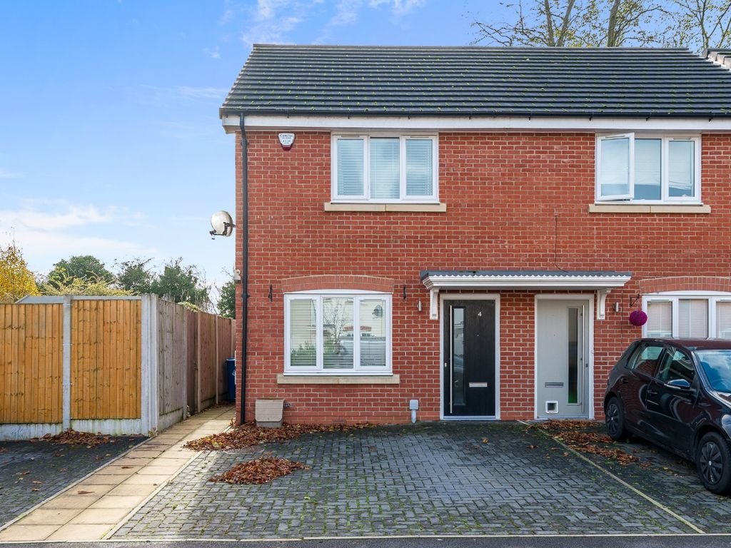 2 bed semidetached house for sale in Glazebrook Meadows, Warrington