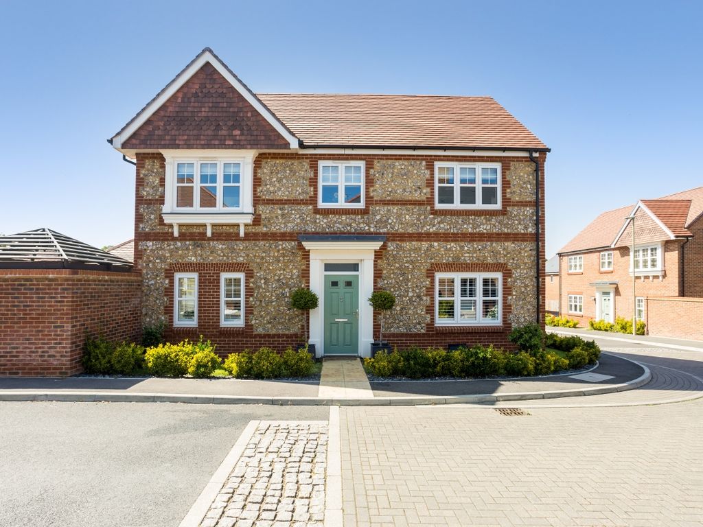 4 bed detached house to rent in Buckthorn Road, Whitchurch RG28 Zoopla