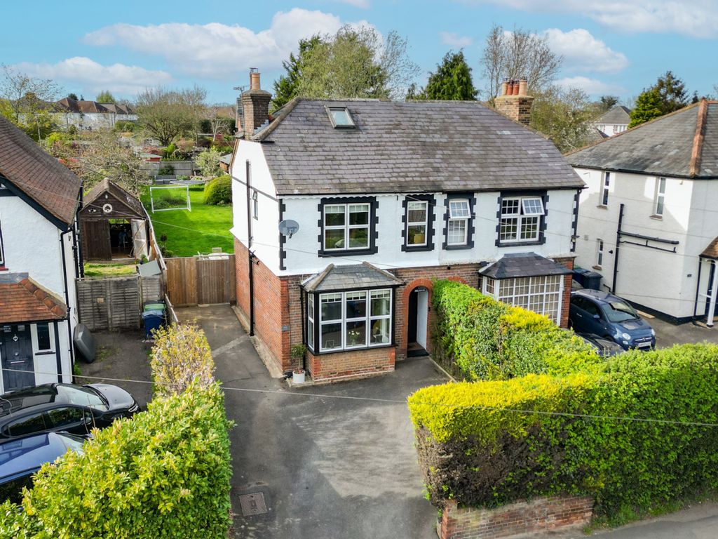 3 bed semidetached house for sale in Amersham Road, Hazlemere, High