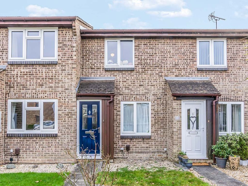 2 bed detached house to rent in Merryfield, Fareham, Hampshire PO14