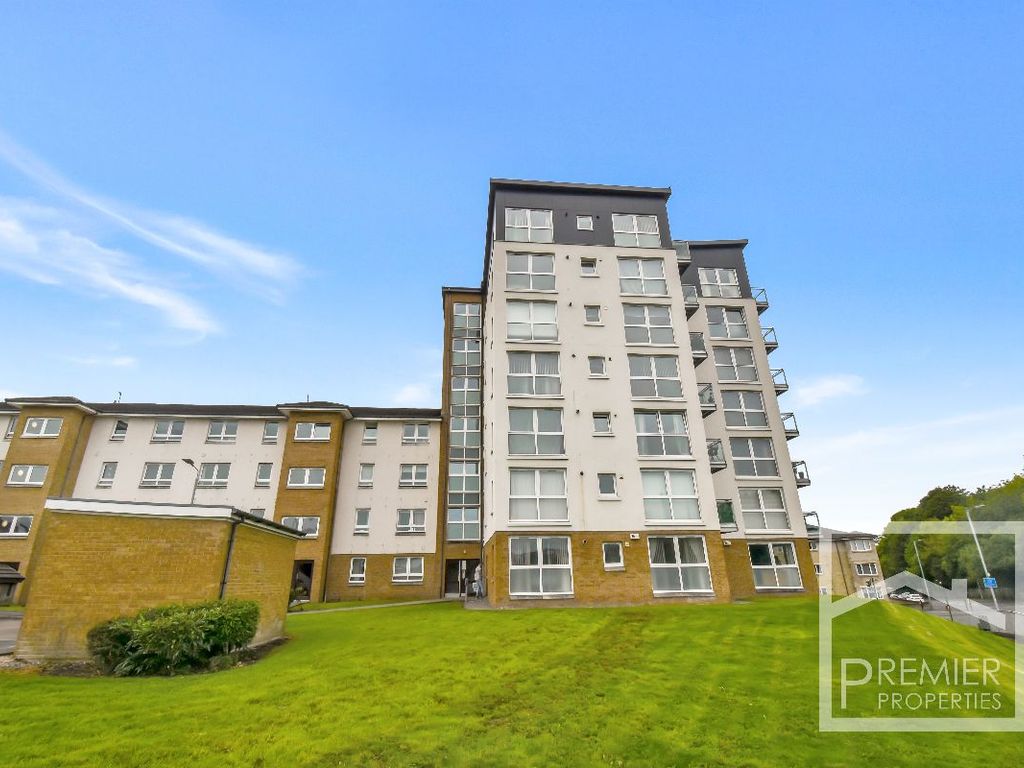 3 bed flat for sale in Silverbanks Road, Cambuslang, Glasgow G72, £