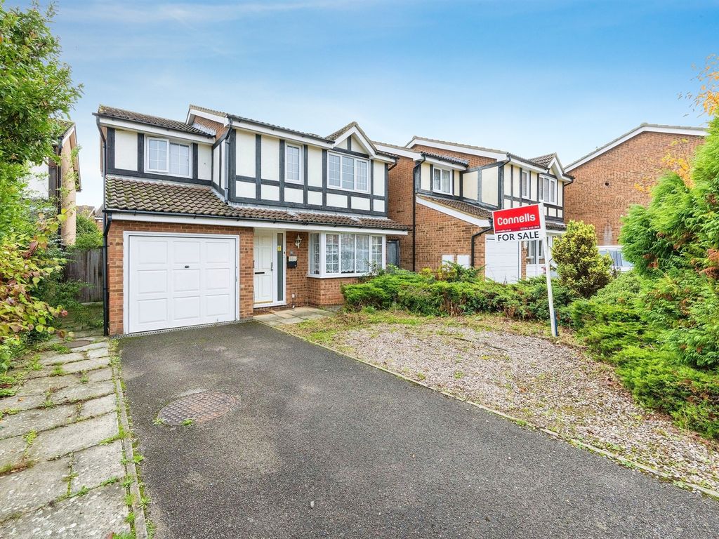 4 bed detached house for sale in Hartwell Drive, Kempston, Bedford MK42