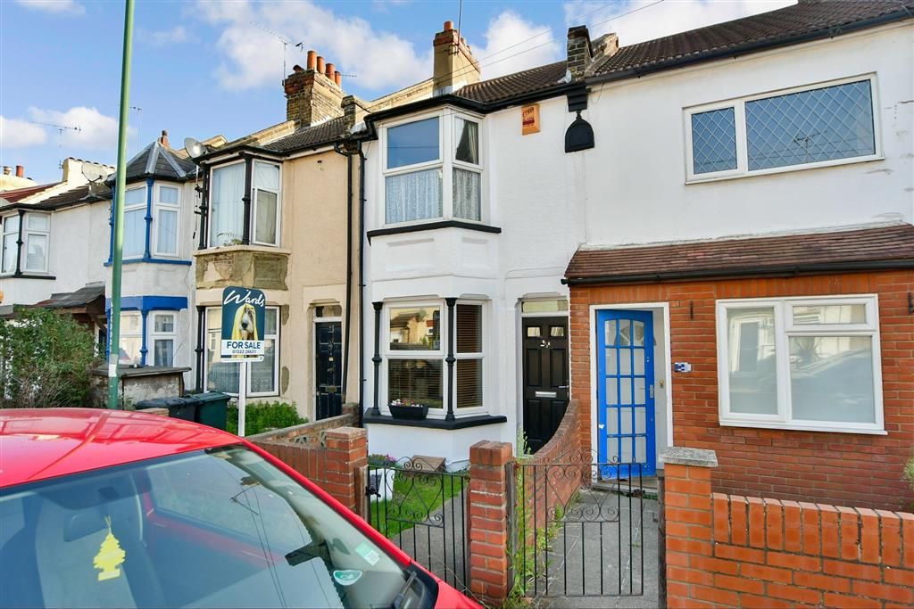 2 bed cottage for sale in Stanhope Road, Kent DA10, £