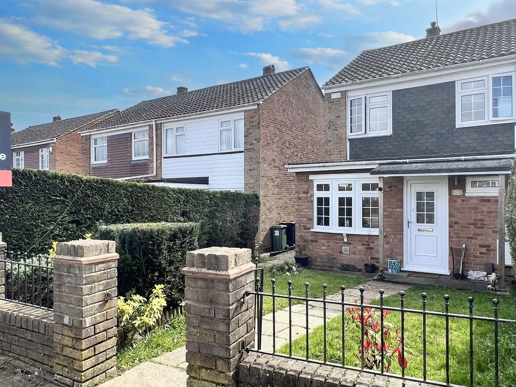 3 bed semidetached house for sale in Jail Lane, Biggin Hill TN16, £