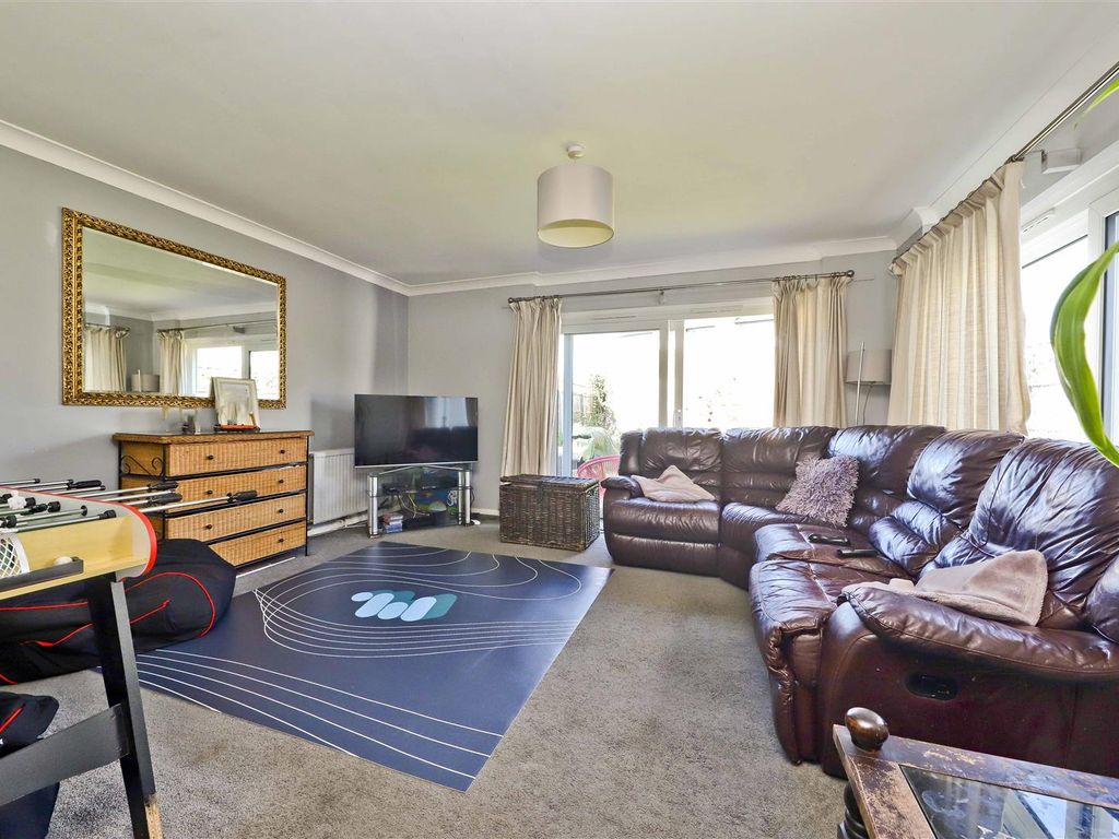 3 bed semidetached house for sale in Beechwood Avenue, Ruislip HA4