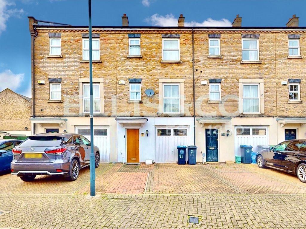 4 bed terraced house for sale in Compton Avenue, Wembley HA0, £675,000