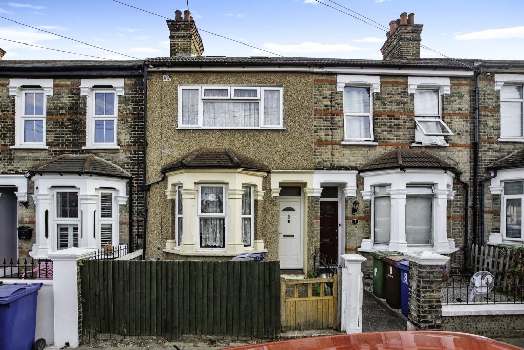 4 bed terraced house for sale in Stuart Road, Grays RM17, £370,000 Zoopla