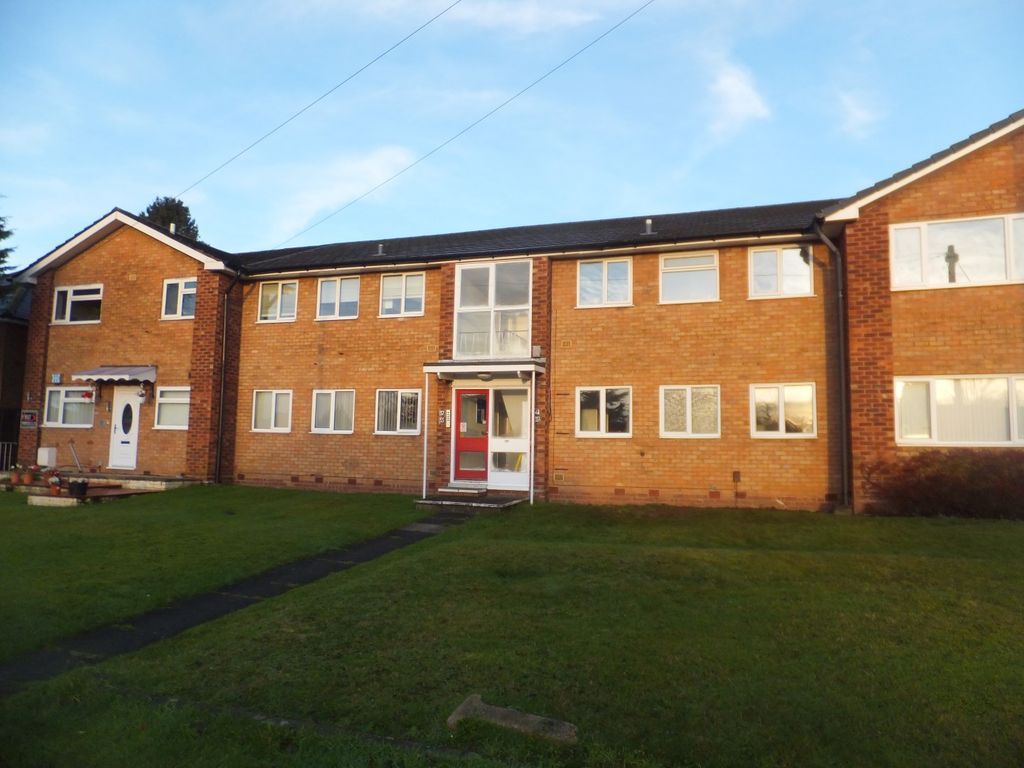 2 bed flat for sale in Little Sutton Road, Four Oaks, Sutton Coldfield