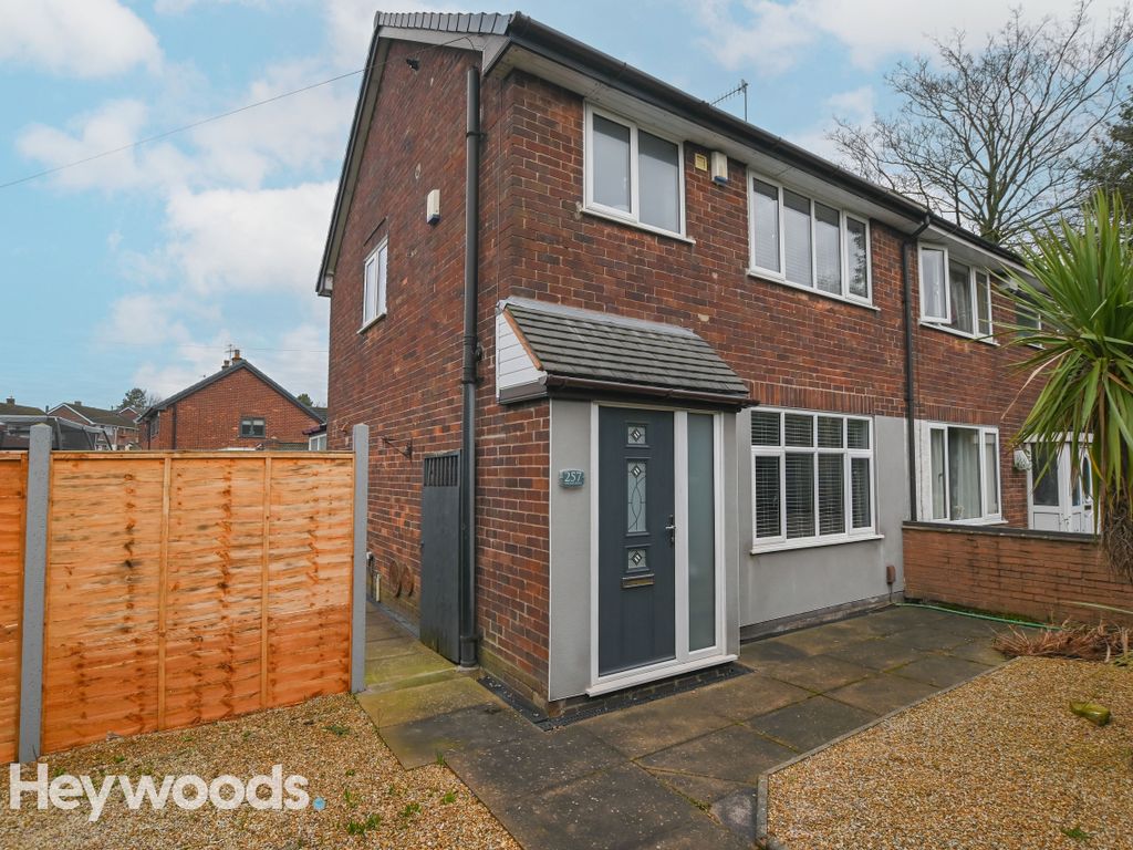 3 bed semidetached house for sale in Anchor Road, Longton, Stoke On