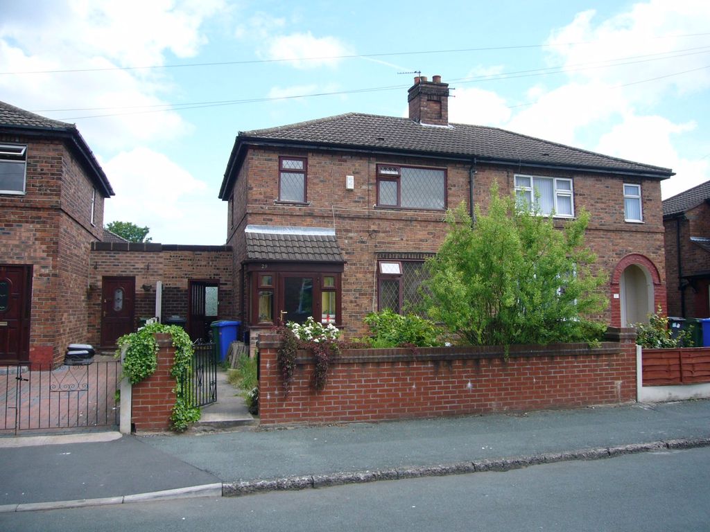 3 bed semidetached house to rent in Pendlebury Street, Warrington WA4