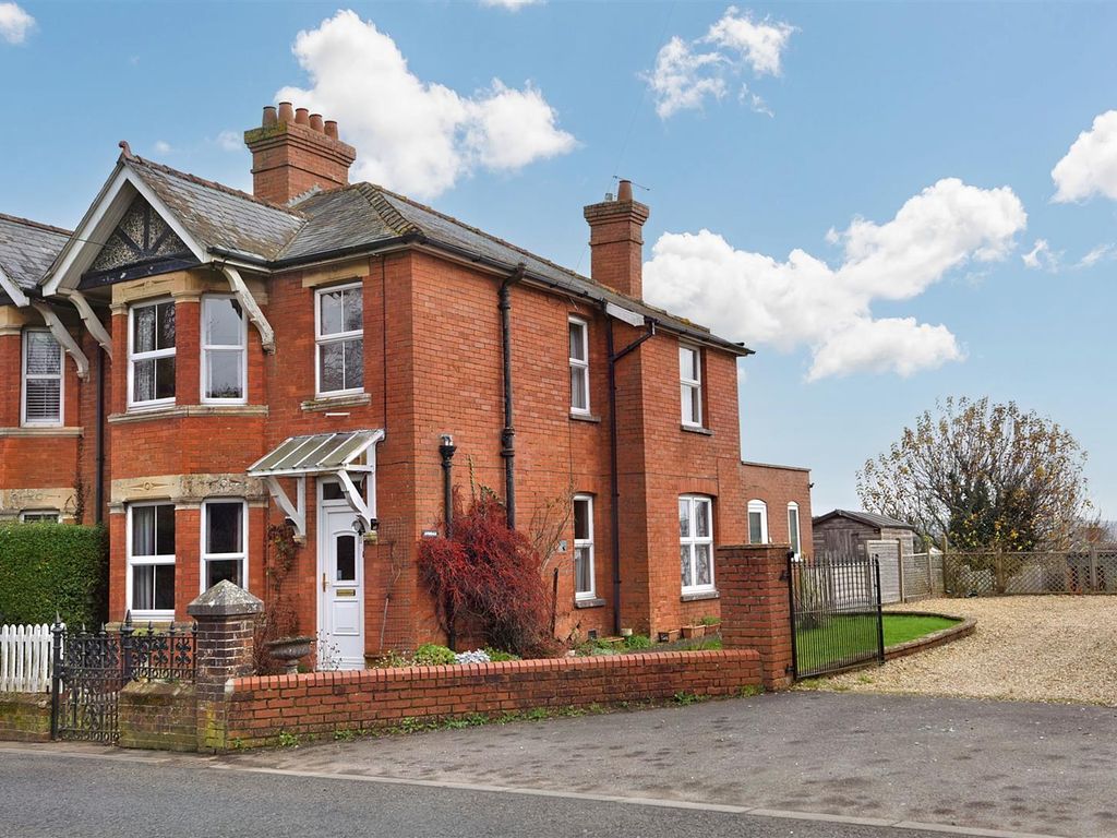 3 bed semidetached house for sale in Bath Road, Sturminster Newton
