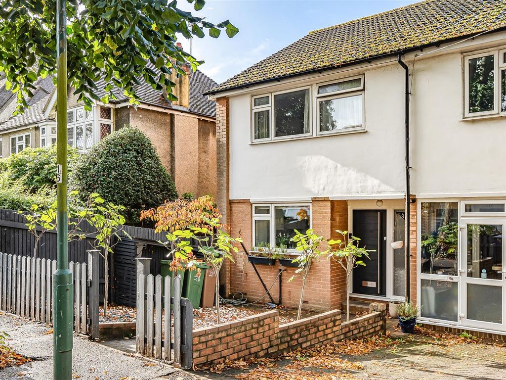 3 bed end terrace house to rent in Carshalton Park Road, Carshalton SM5