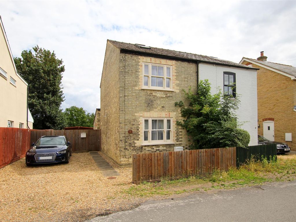 2 bed semidetached house to rent in Railway Street, Cherry Hinton