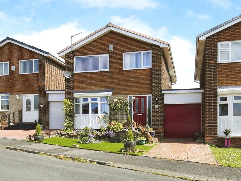 3 bed link detached house for sale in Broom Hall Drive, Ushaw Moor