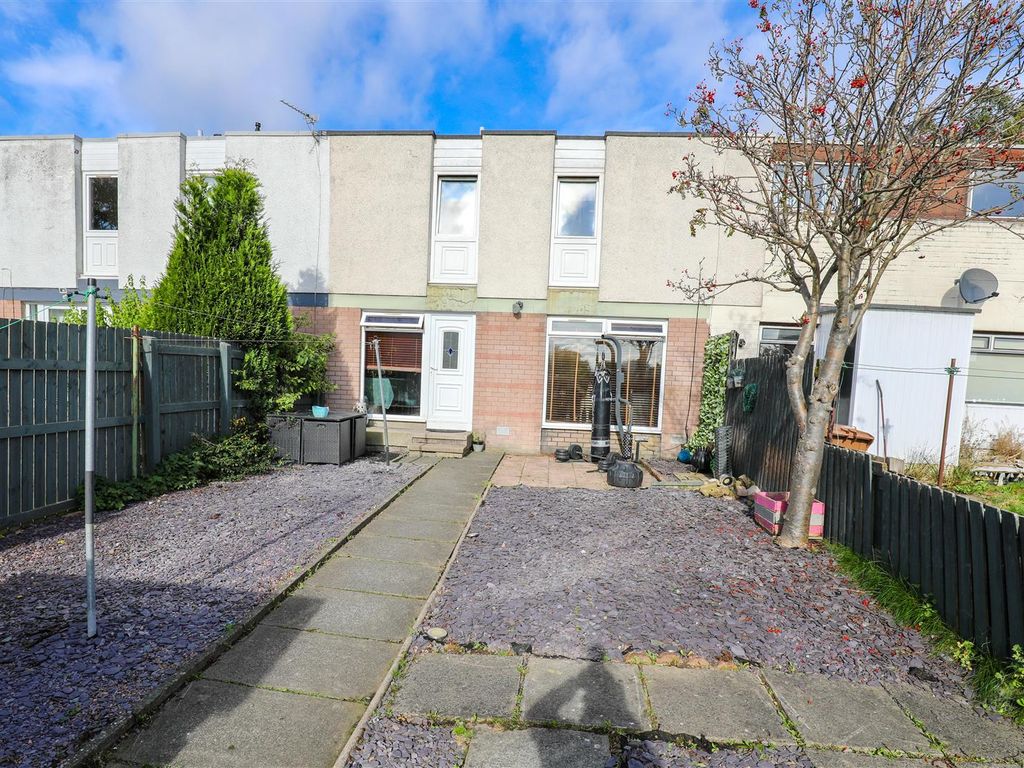 3 bed terraced house for sale in Colliston Avenue, Glenrothes KY7, £