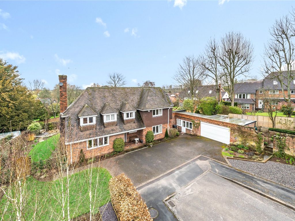 4 bed detached house for sale in Abbotts Close, Abbotts Ann, Hampshire
