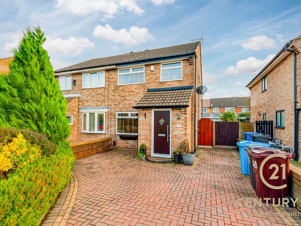 3 bed semidetached house for sale in Torcross Way, Halewood, Liverpool