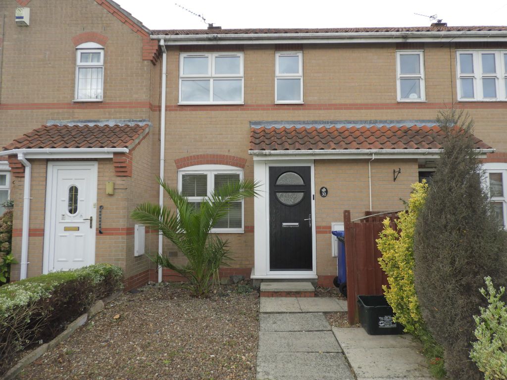 2 bed mews house for sale in The Paddock, AdwickLeStreet, Doncaster