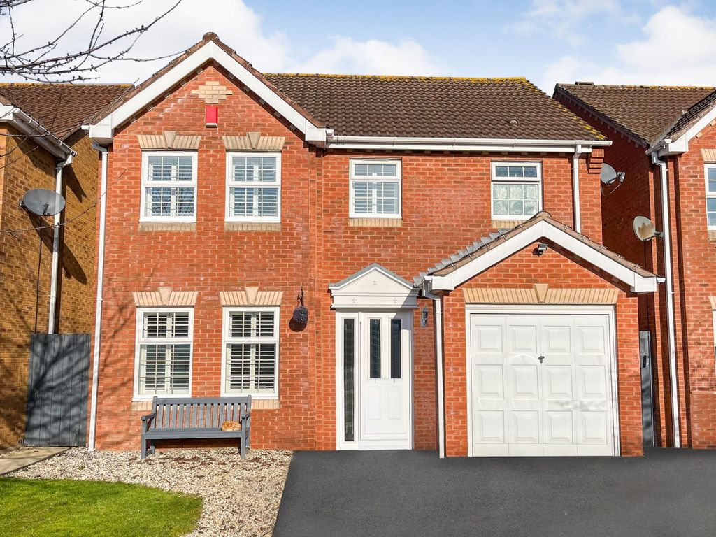 4 bed detached house for sale in Conference Close, Portishead, Bristol