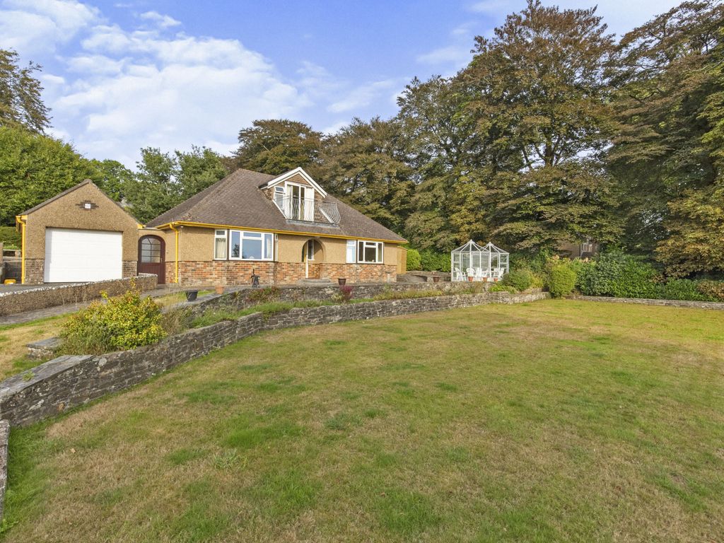 3 bed bungalow for sale in Whitchurch Road, Tavistock PL19, £400,000