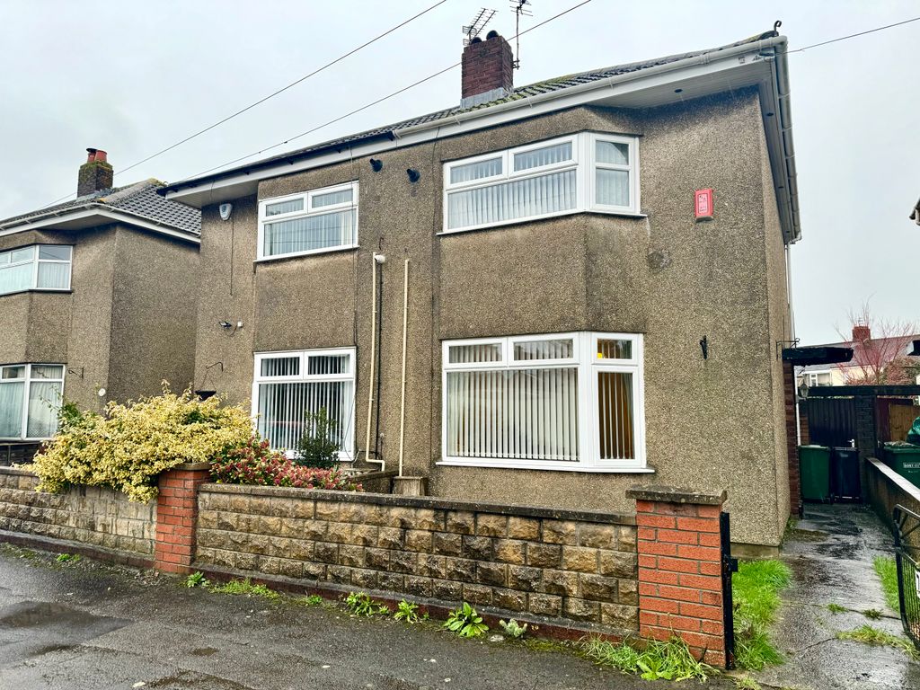 2 bed semidetached house for sale in Lower Thirlmere Road, Patchway