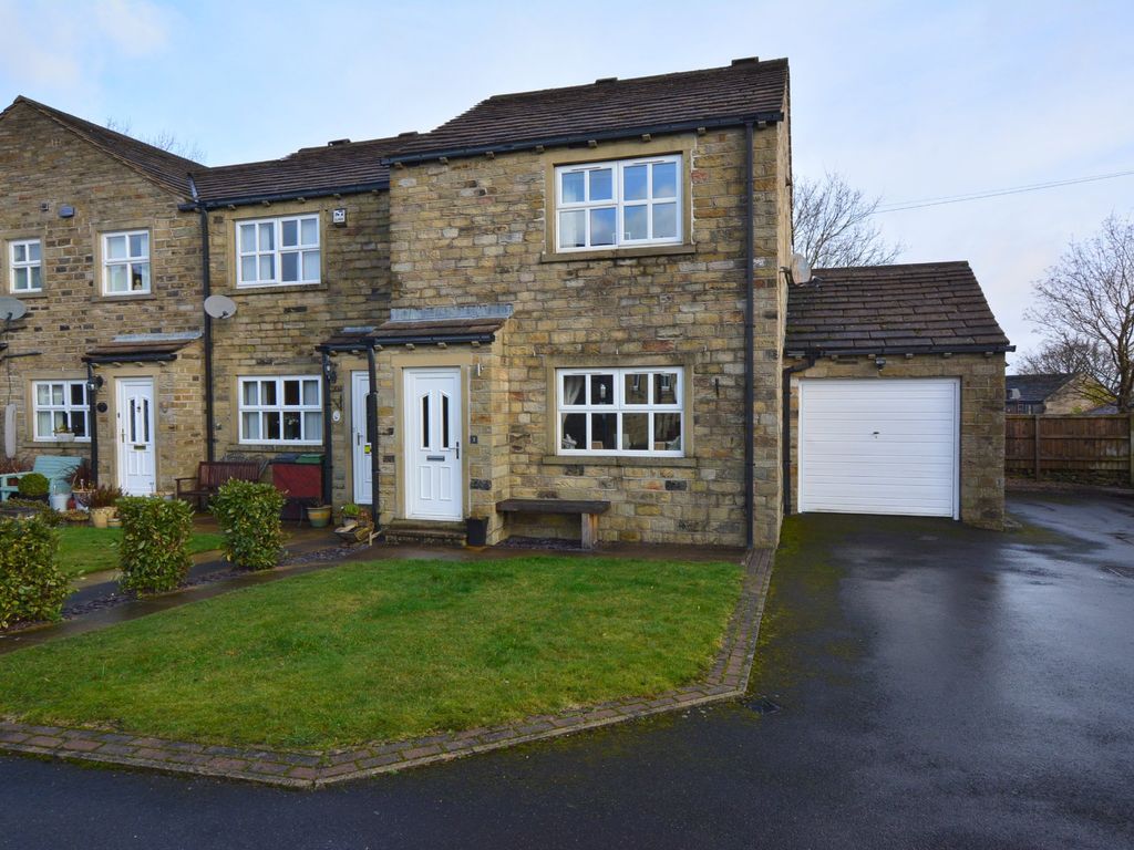 3 bed end terrace house to rent in Boundary Court, Scholes, Holmfirth
