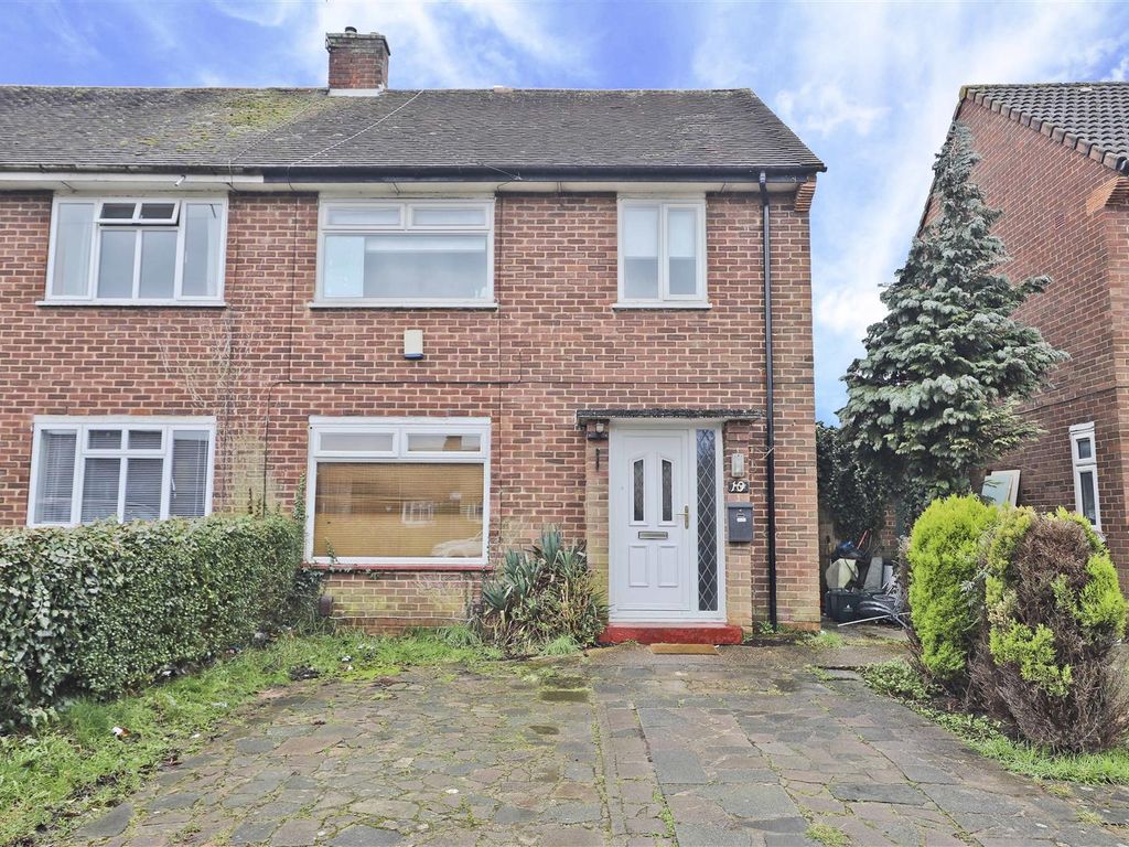 2 bed semidetached house for sale in Worcester Road, Cowley, Uxbridge