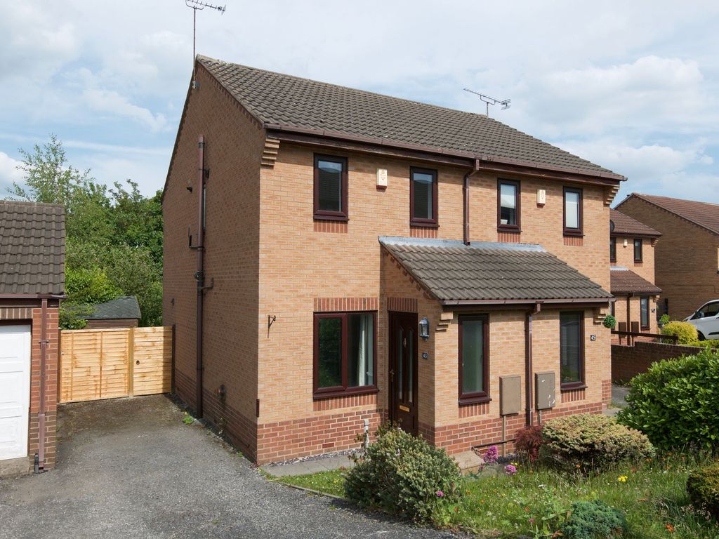 2 bed semidetached house to rent in Meadowside Close, Wingerworth S42