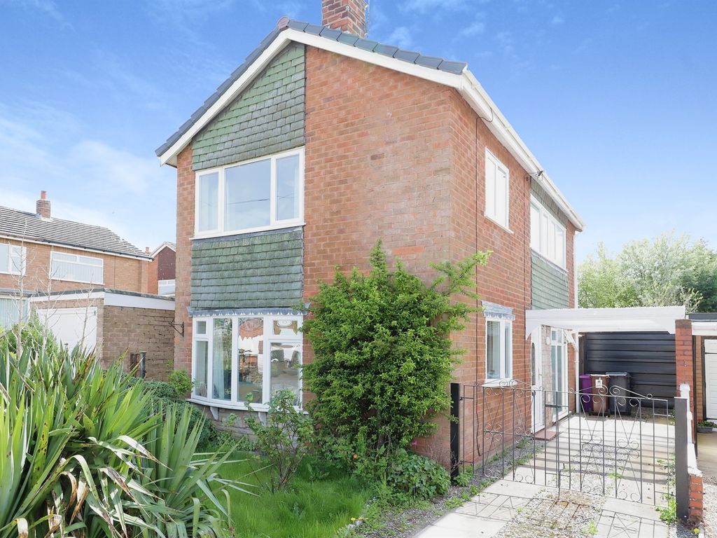 3-bed-detached-house-for-sale-in-oak-leys-finchfield-wolverhampton