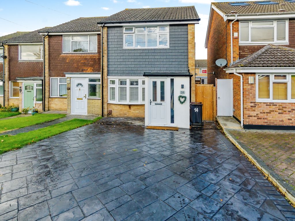 2 bed end terrace house for sale in Polesteeple Hill, Biggin Hill